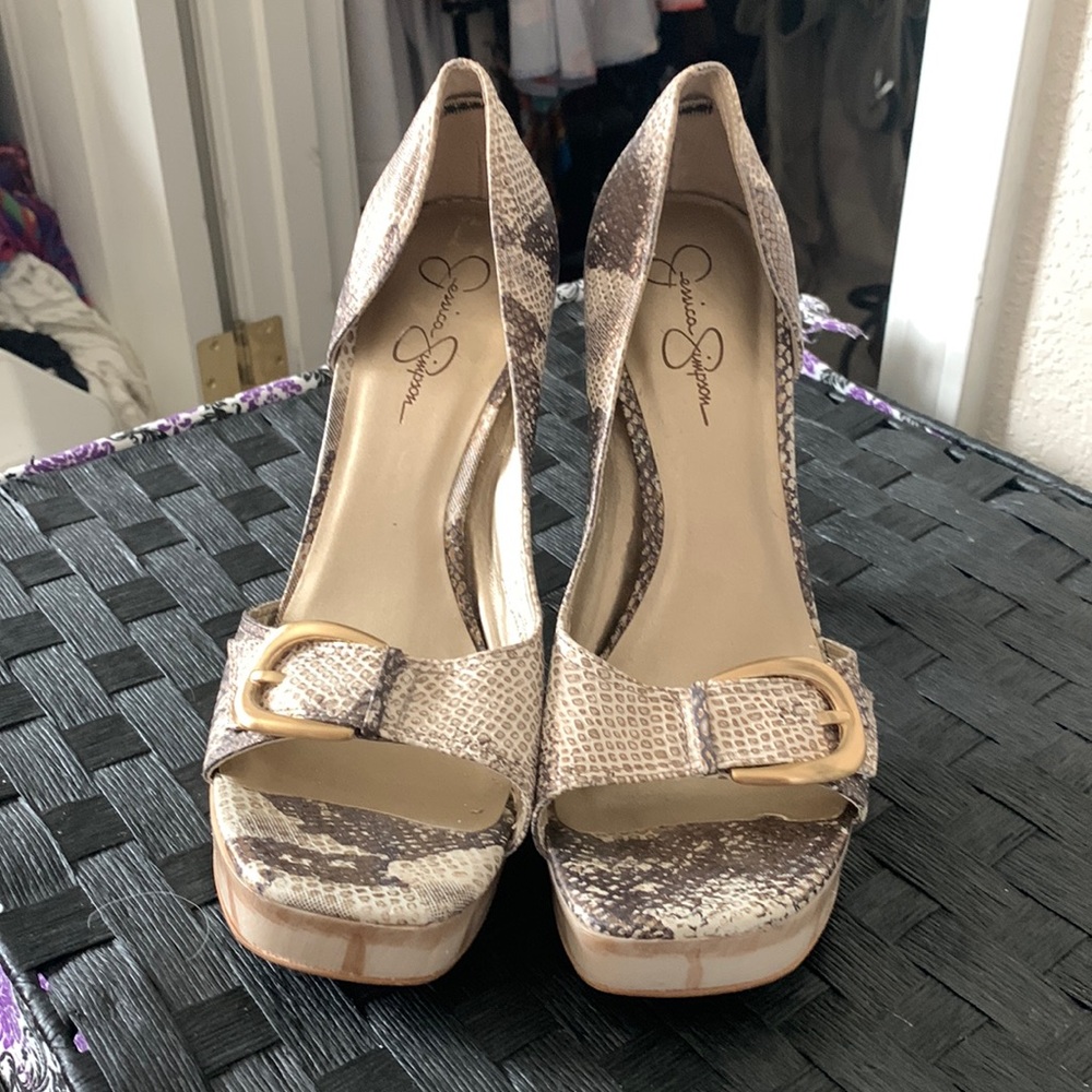 Jessica Simpson metallic snakeskin wooden platform heels gold buckles. Size 10.